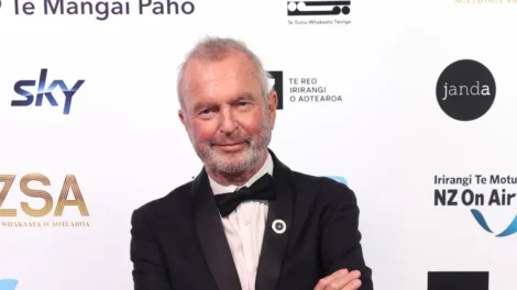 Nicole Kidman e diretor de 'Jurassic World' lamentam morte de Sam Neill