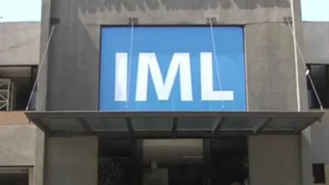 Nove dias após a morte, corpo de menino agredido pelo pai segue no IML; Justiça cobra resposta