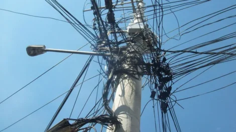 Número de acidentes com a rede elétrica cresceu no Brasil em 2025