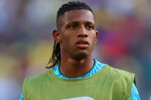O que explica desejo do Palmeiras por Danilo e como isso afeta Andreas
