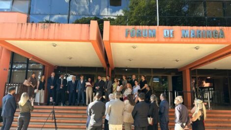 OAB Maringá realiza desagravo público em defesa das prerrogativas da advocacia