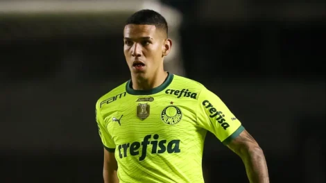 Palmeiras encaminha venda de Naves para o Necaxa, do México