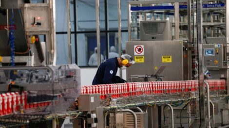 Paraná registra ganho real de salários em todos os setores da economia desde 2018
