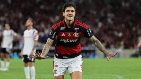 Pedro tem 2ª melhor média em 7 anos de Fla e 'assusta' futuro concorrente