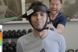 Piloto da F1, brasileiro Gabriel Bortoletto viraliza com treino de pescoço