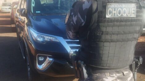 Polícia Militar recupera caminhonete furtada e com placas clonadas em Maringá