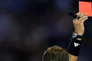 Por que ingleses e argentinos não podem apitar jogos uns dos outros na Copa