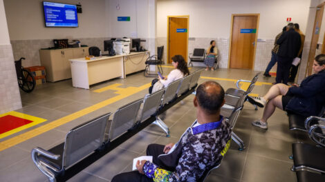 Praticamente três em cada 10 pacientes faltam a consultas na rede pública de Maringá; exames têm taxa de 22% de ausência
