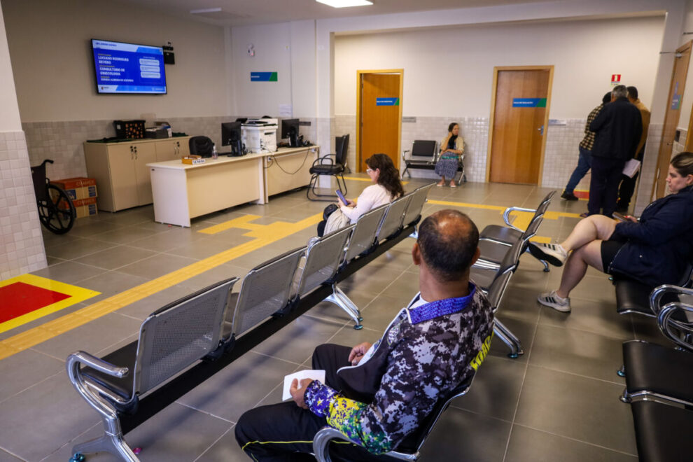 Praticamente três em cada 10 pacientes faltam a consultas na rede pública de Maringá; exames têm taxa de 22% de ausência