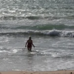 Quanto tempo uma pessoa consegue sobreviver perdida no mar?