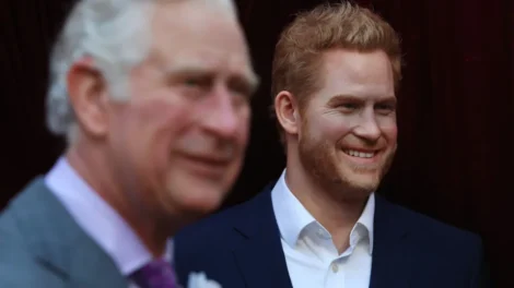 Rei Charles revê os netos, filhos do príncipe Harry, pela primeira vez após quatro anos