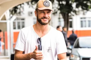 Rodrigo Hilbert relembra período de pânico e depressão como ator de novelas