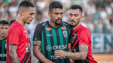 Ronald Carvalho retorna ao Maringá FC na reta final da Série C