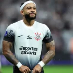 Saiba o que falta para o Corinthians oficializar renovação com Memphis Depay