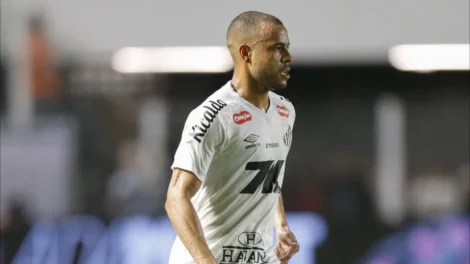 Santos e Mayke rompem conversas por rescisão e caso vai para o jurídico