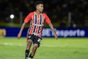São Paulo não paga parcela da compra de Marcos Antônio e sofre tranfer ban