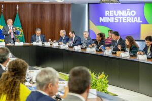 Setores atingidos por tarifaço dos EUA terão novo plano de socorro