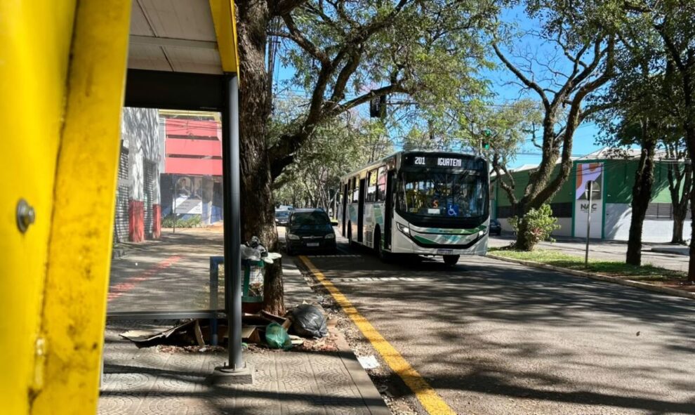 Tarifa de ônibus em Maringá acumula alta de 45% em quatro anos e está entre as mais caras do Paraná