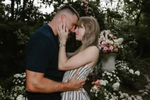 Taylor Swift e Travis Kelce se casam nos EUA