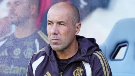 Técnico do Flamengo detona membro do Benfica: “Os covardes fogem”