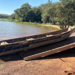 Traficantes fogem e abandonam carro e barco carregados de droga em Guaíra