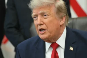 Trump afirma que vai atacar o Irã "com muita força esta noite e amanhã"