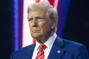 Trump terá de pagar US$ 5,8 mi a escritora por abuso sexual