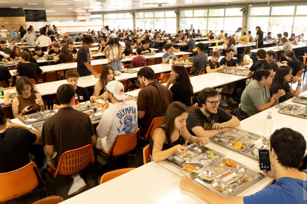 UEM aprova redução no valor das refeições do Restaurante Universitário