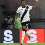 Vasco anuncia a renovação do empréstimo do zagueiro Robert Renan