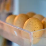 5 alimentos que você não deve guardar na porta da geladeira