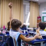 60% dos pais são favoráveis a implantação do modelo cívico-militar em escolas municipais de Maringá, mostra consulta pública