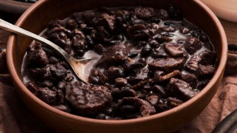 APMIF São Rafael promove a 10º feijoada para fortalecer projetos sociais da instituição