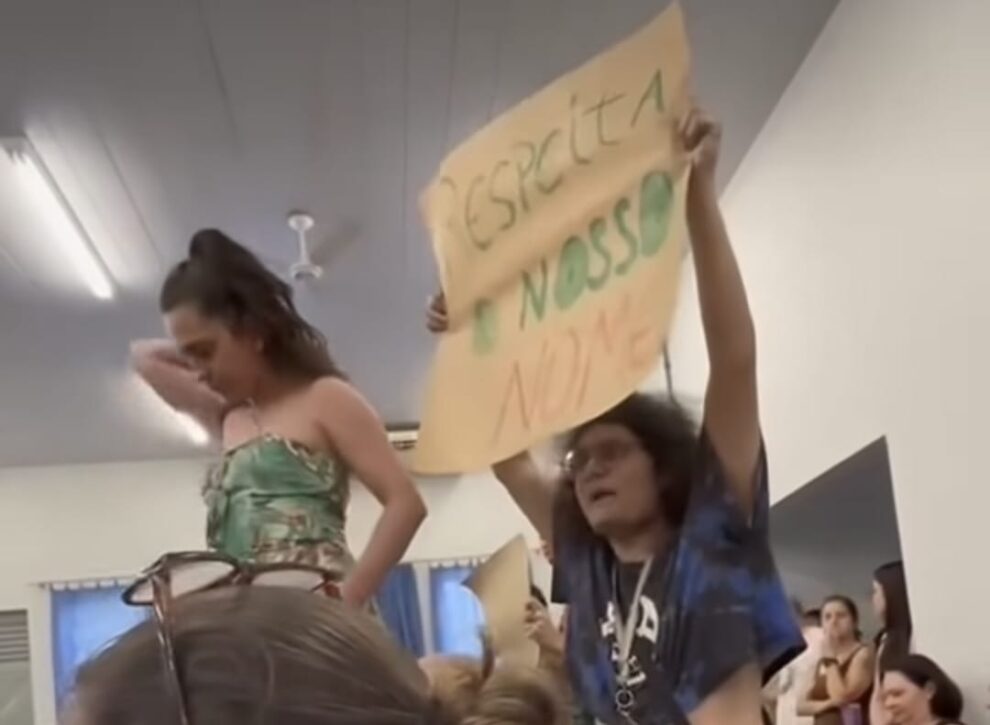 APP-Sindicato divulga nota de repúdio contra transfobia nas eleições da UEM