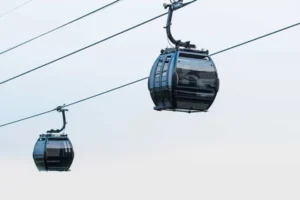 Acidente em teleférico nos Alpes franceses deixa 23 feridos (três graves)