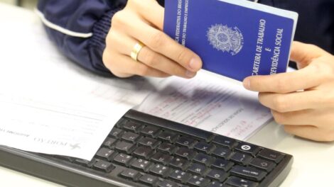 Agência do Trabalhador de Maringá oferece 530 vagas de emprego; veja as principais oportunidades