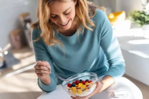 Antes ou depois das refeições? Médica revela melhor hora para comer fruta