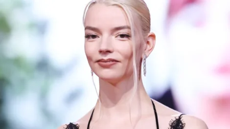 Anya Taylor-Joy diz que atuação de método não é viável para mulheres