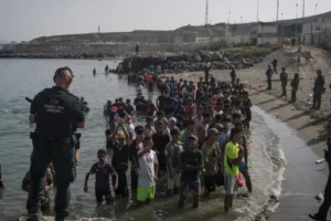Após 'crise migratória', políticos querem tirar de Marrocos sede da Copa