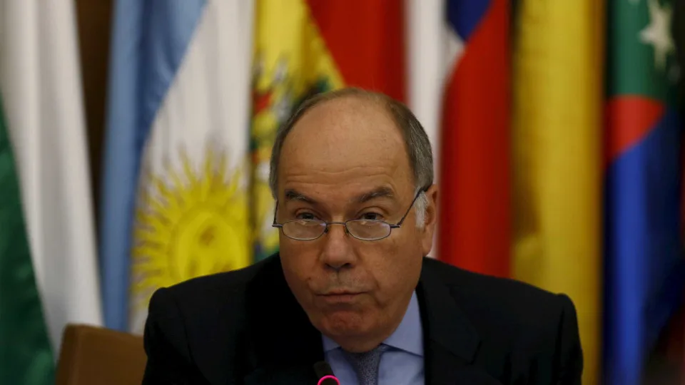 Argentina precisa parar as agressões contra o Brasil para normalizar as relações, diz Mauro Vieira