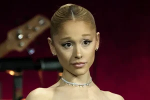 Ariana Grande explica pausa na carreira e nega decisão impulsiva
