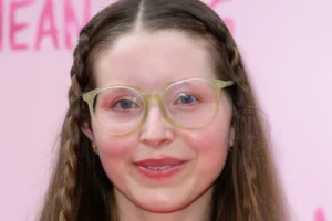 Atriz de 'Harry Potter' diz que ganhou mais dinheiro em um ano no OnlyFans do que durante toda a sua carreira