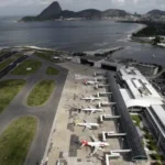 Avião derrapa no Santos Dumont e voos são cancelados
