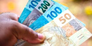 Bancos endurecem concessão de crédito diante do aumento da inadimplência