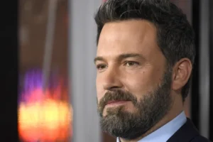 Ben Affleck vence Quem Quer Ser Um Milionário e prêmio de US$ 1 milhão vai para caridade