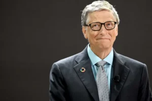 Bill Gates defende criar reserva de empregos para humanos e cobrar impostos sobre robôs