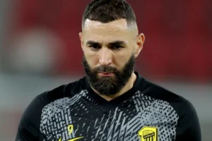Bola de Ouro, Benzema vive impasse após experiência na liga saudita