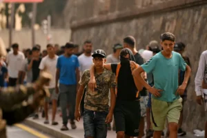 Cerca de 69,5 mil migrantes estão retornando a Marrocos vindos de Ceuta