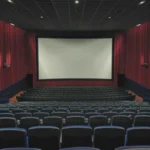 Cinemas ampliam uso de filmes mais curtos e antigos para alcançar a Cota de Tela