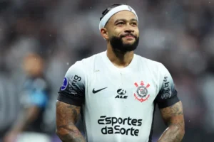 Corinthians anuncia saída de Memphis Depay