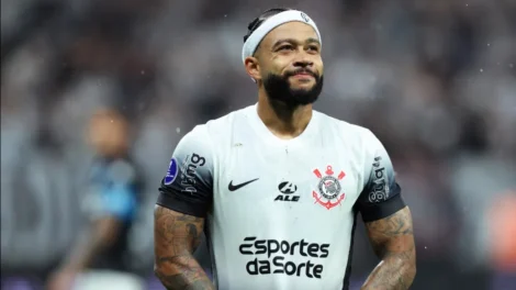 Corinthians anuncia saída de Memphis Depay